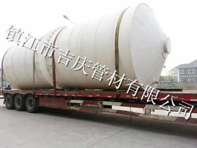 探秘现场 LNG低温常压储罐与PP储罐的视觉与功能解析